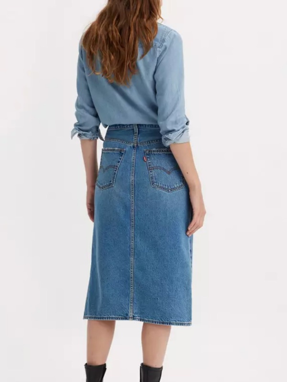 Levi’s midi denim slit skirt size 31 medium wash